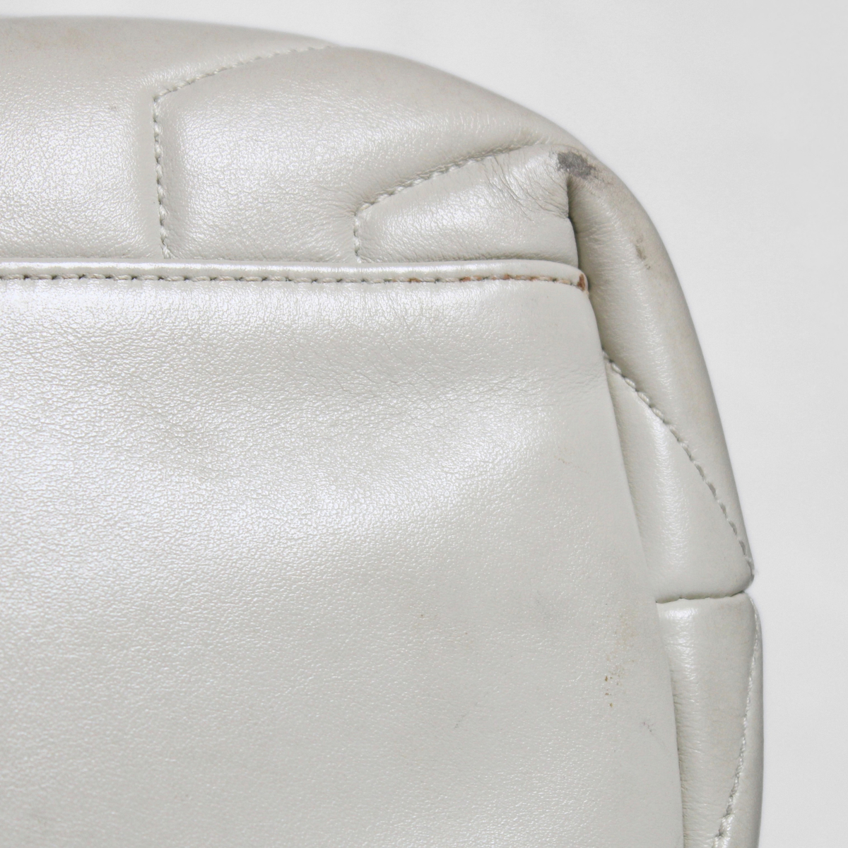 Saint Laurent Loulou