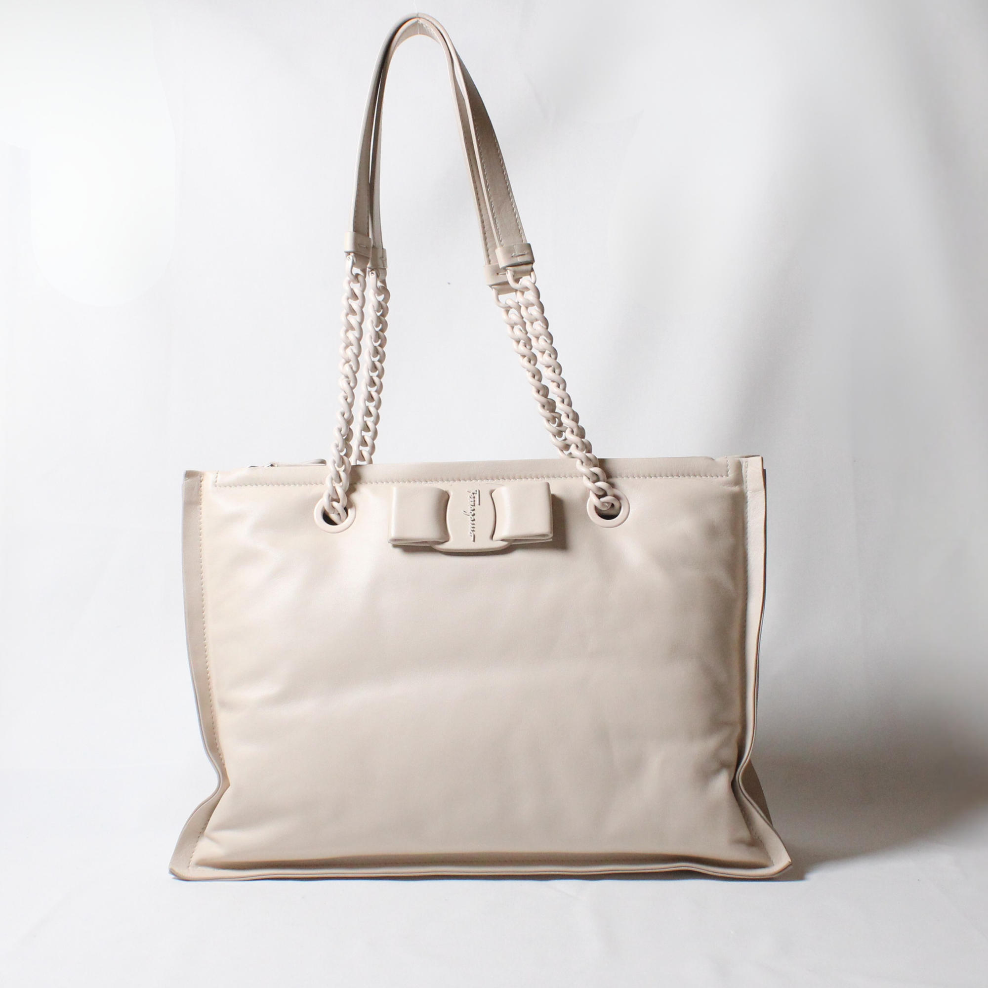 Salvatore Ferragamo Vara bow tote bag