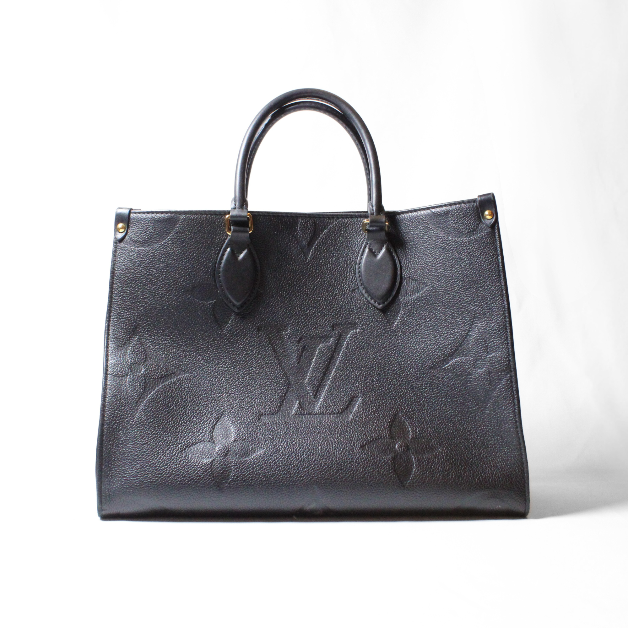 Louis Vuitton OnTheGo bag