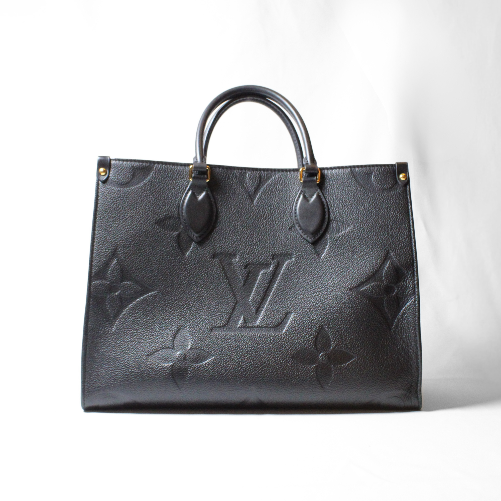 Louis Vuitton OnTheGo bag