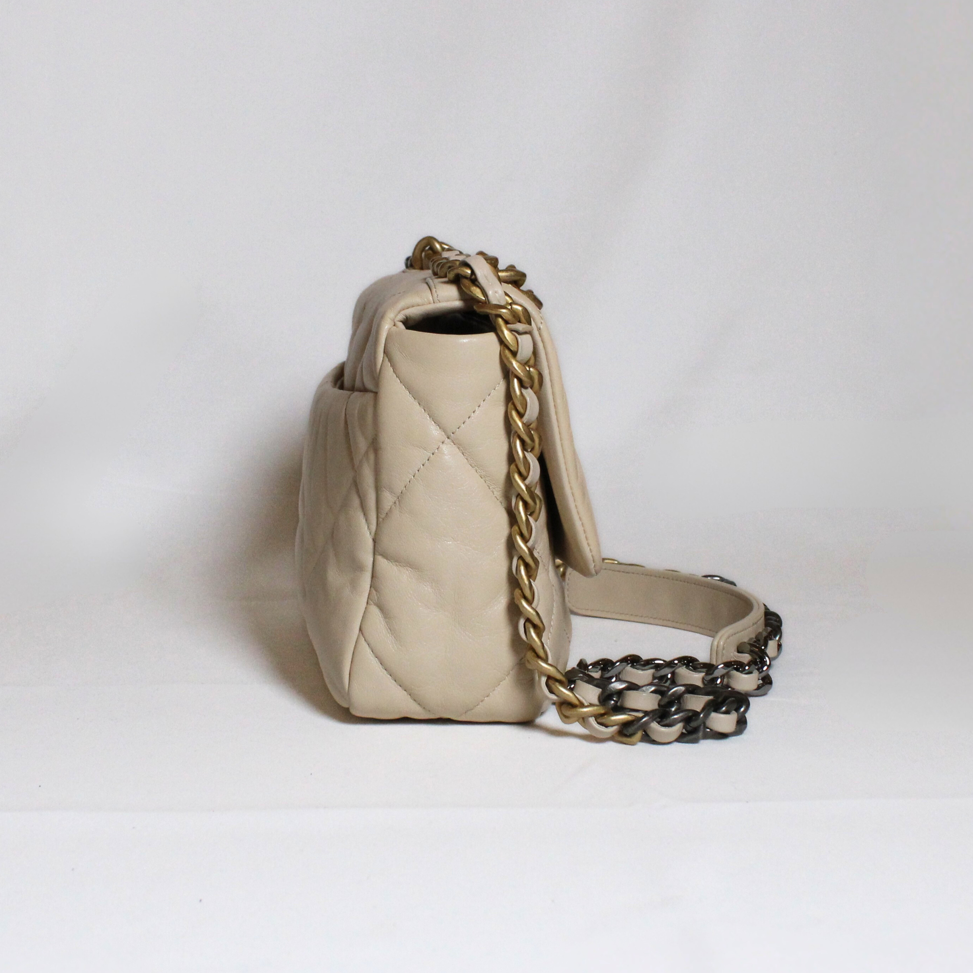 Chanel 19 Medium Beige bag