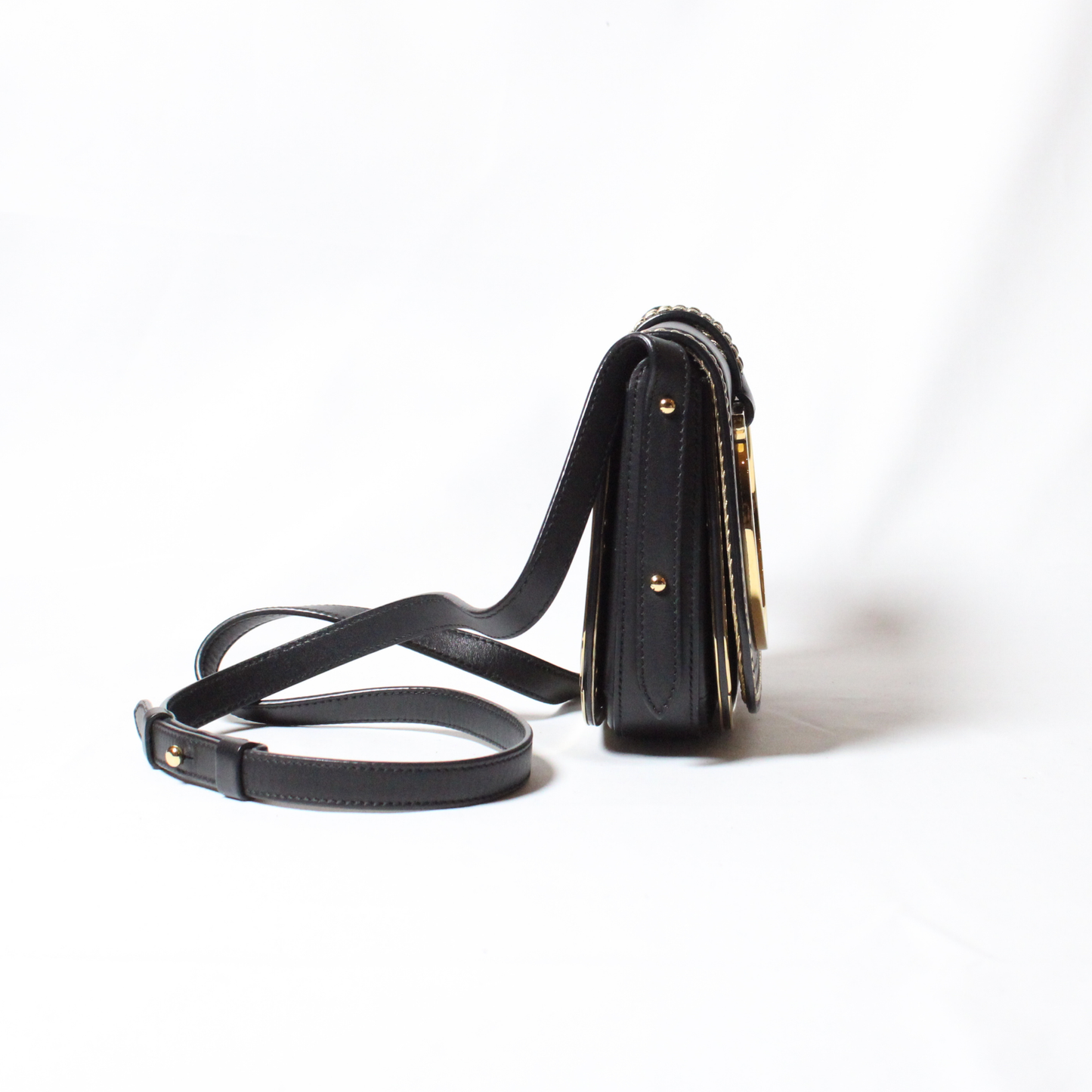 Salvatore Ferragamo satchel en piel negra