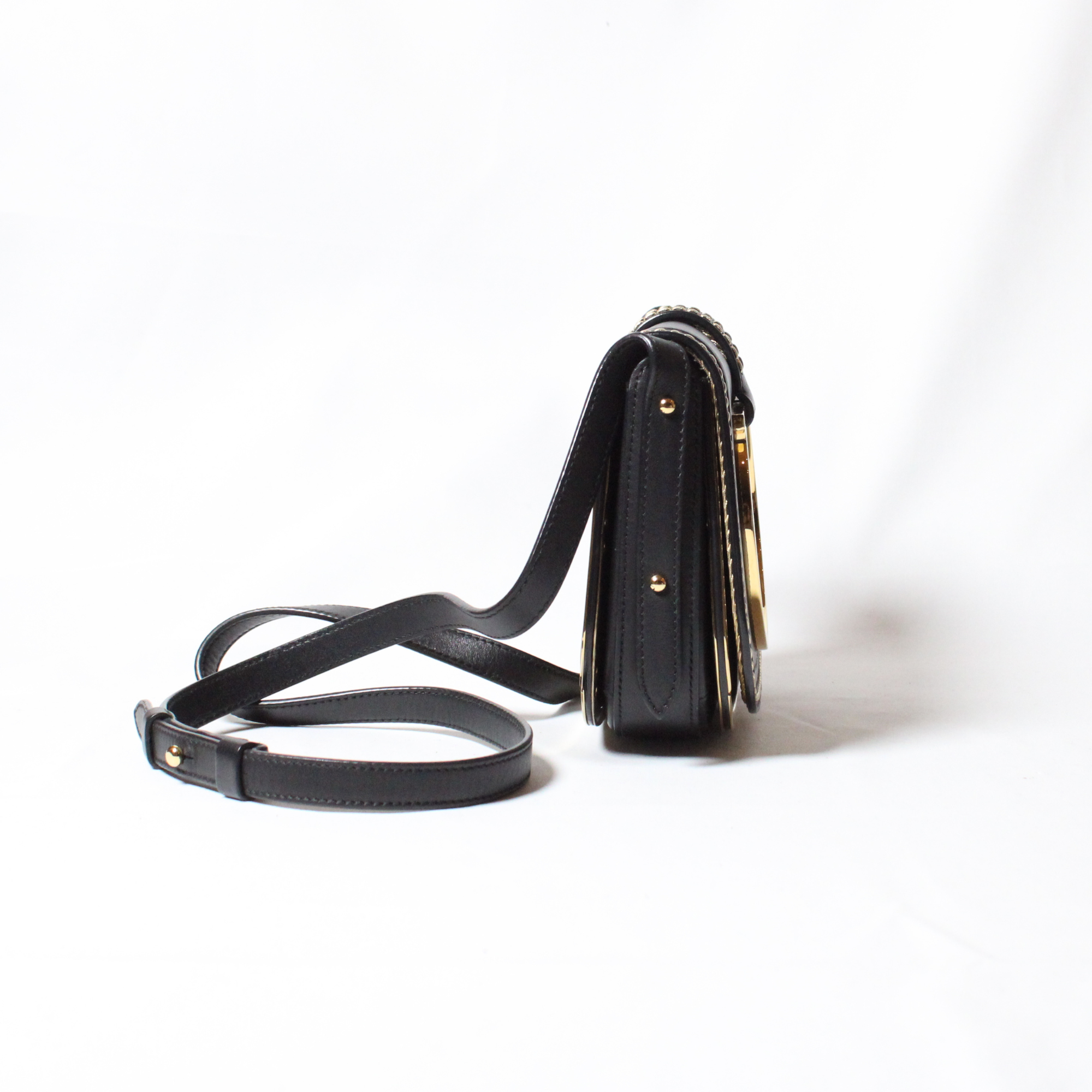 Salvatore Ferragamo satchel en piel negra