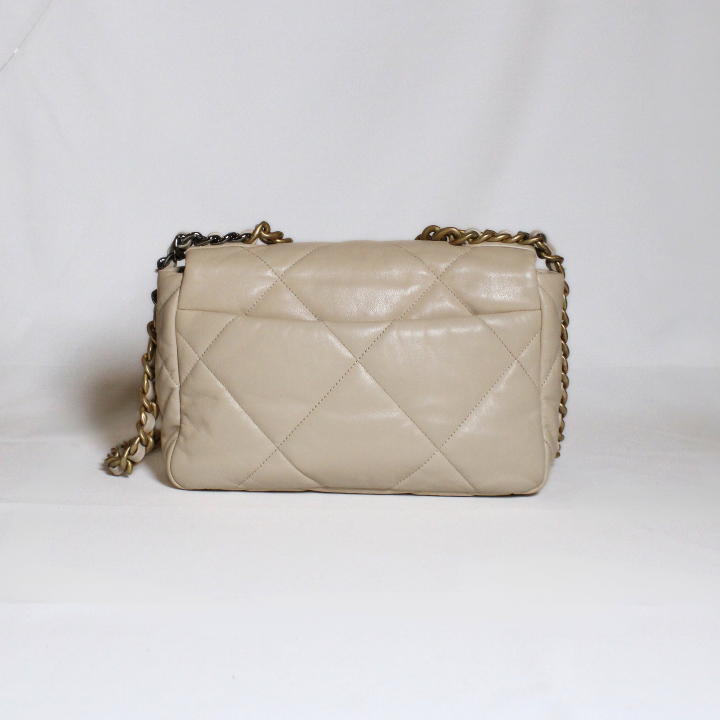 Chanel 19 Medium Beige bag