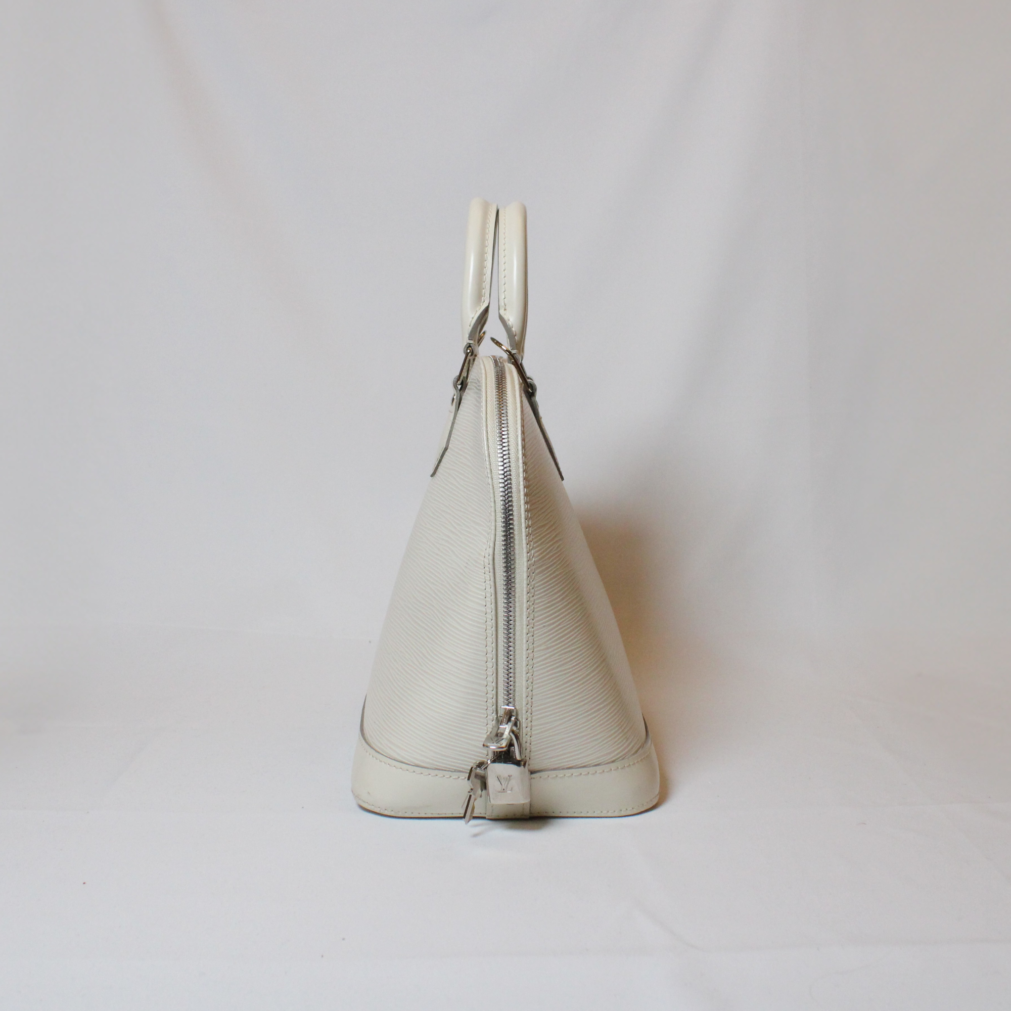 Louis Vuitton Epi Alma Pm bag