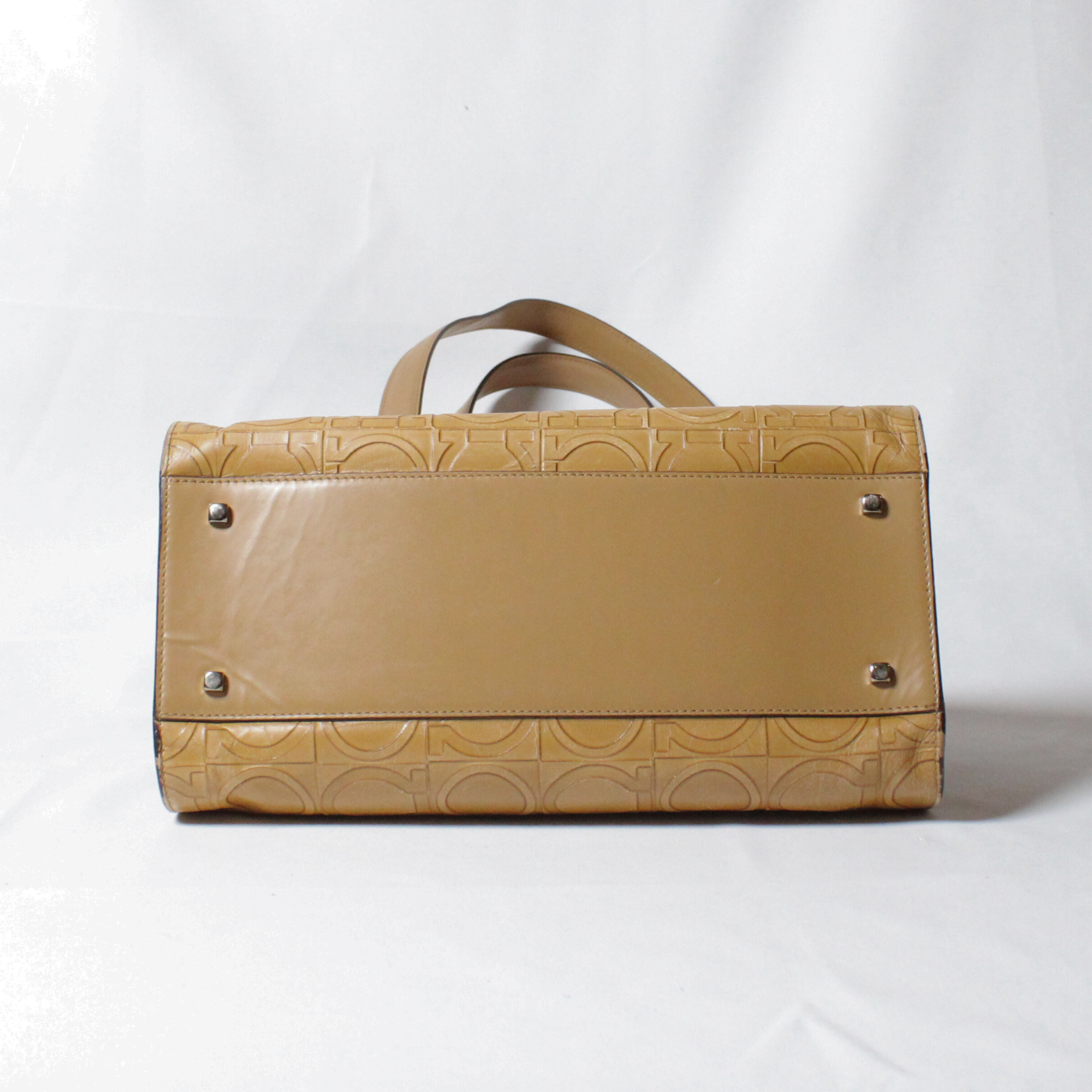 Vintage Salvatore Ferragamo Gancini bag