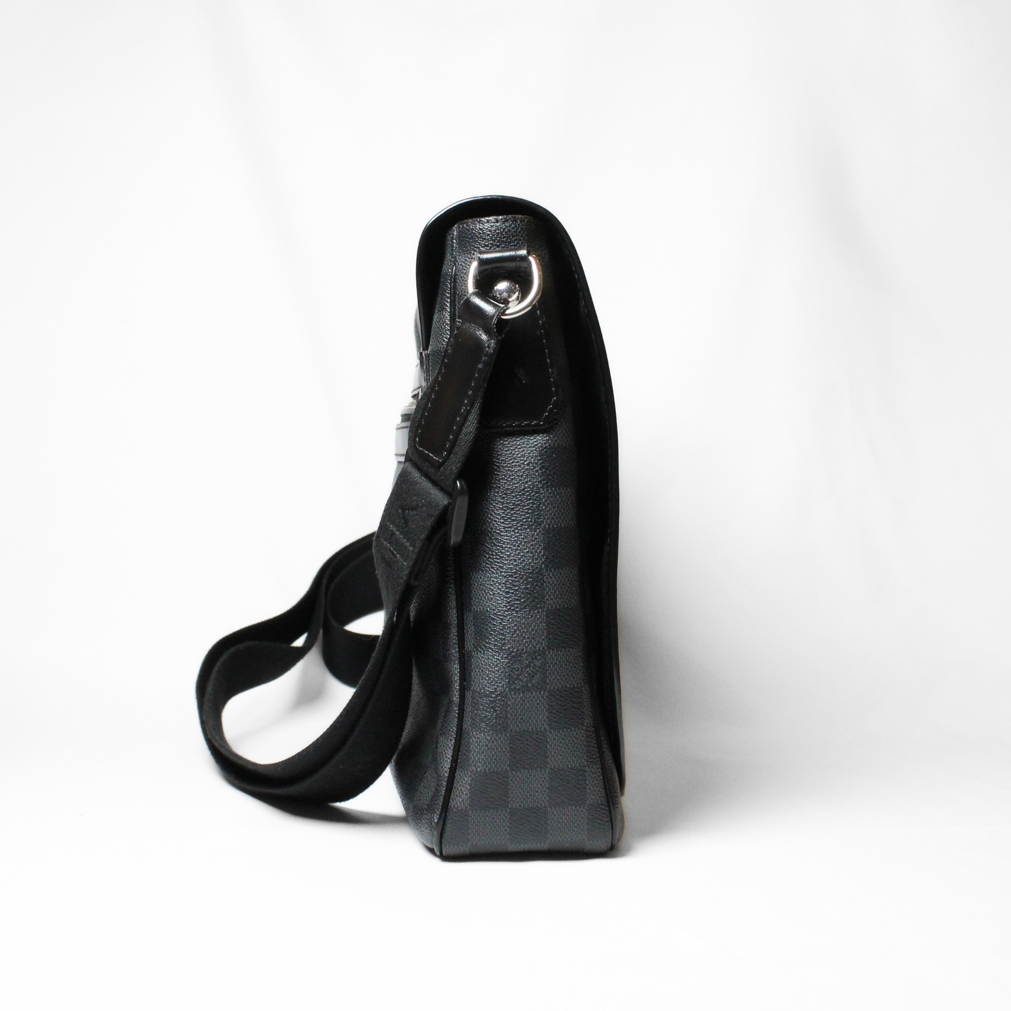 Louis Vuitton Damier Graphite Daniel MM bag