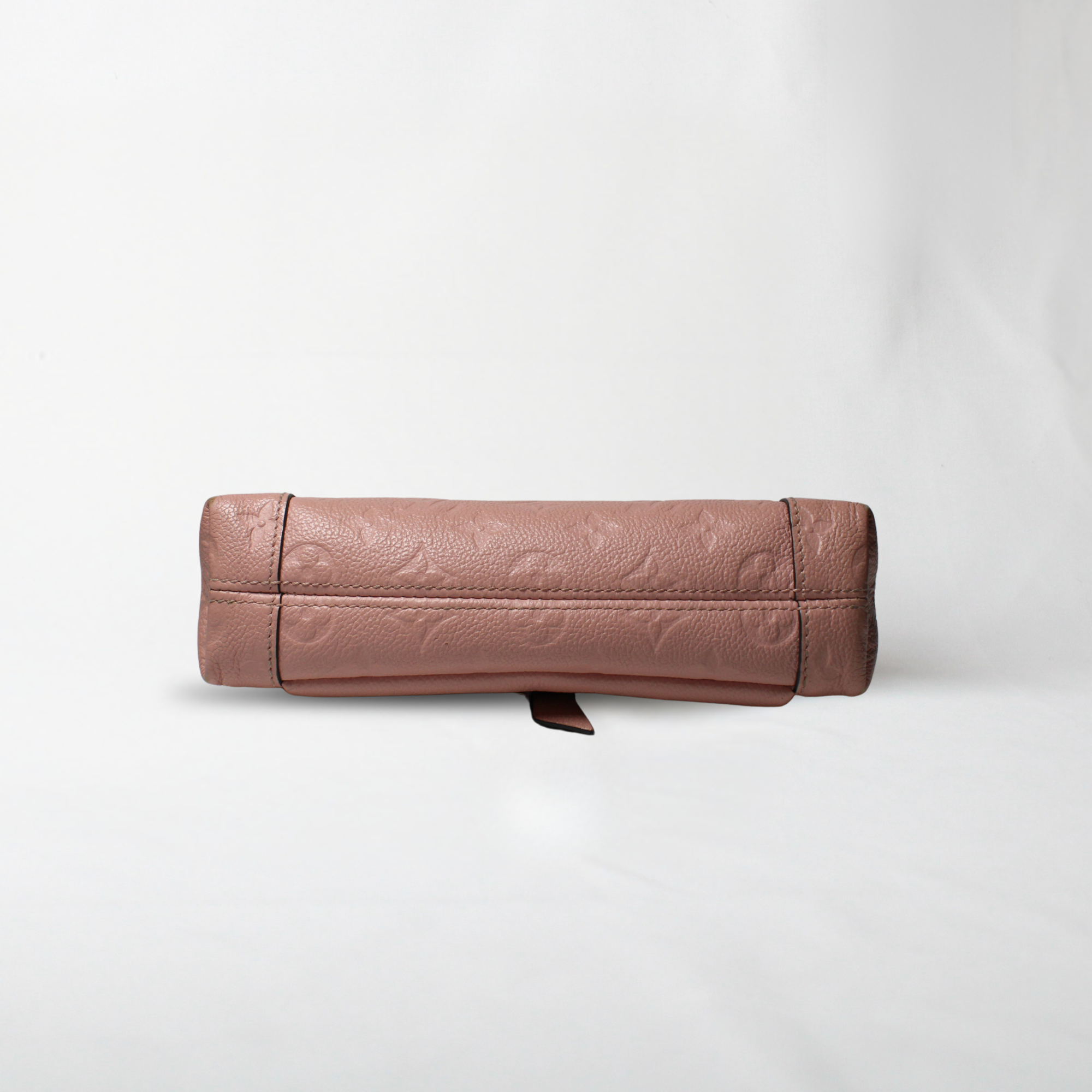 Louis Vuitton Blanche Shoulder Bag