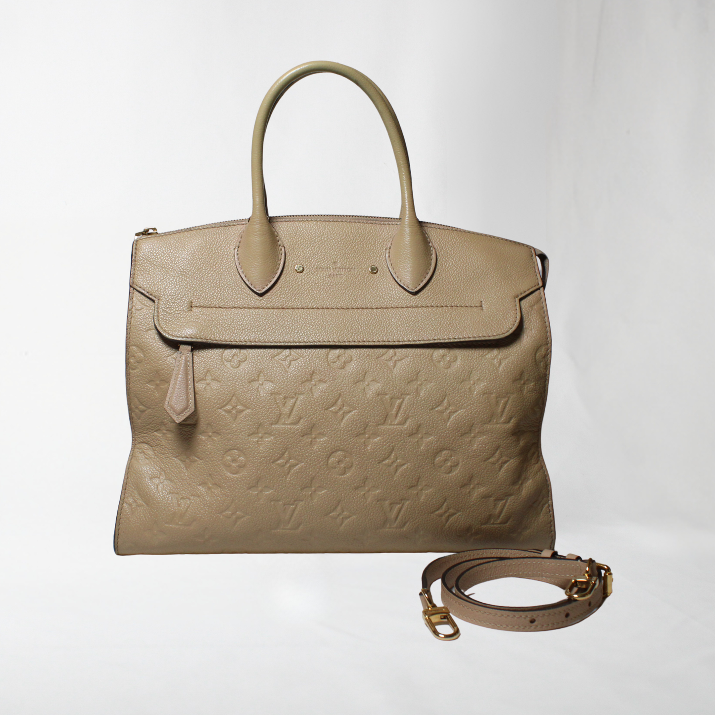 Louis Vuitton Pont Neuf MM Bag