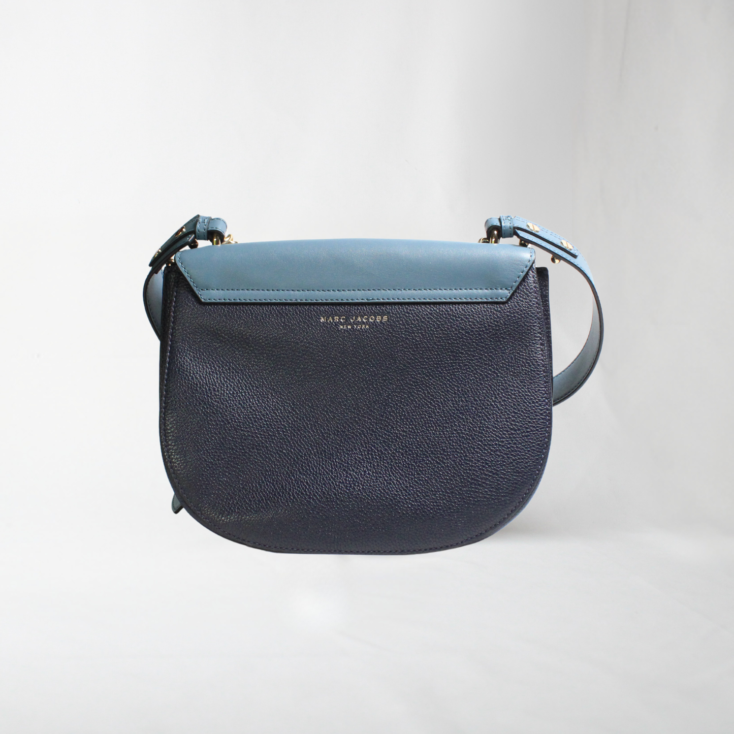 Marc Jacobs Tuck Lock